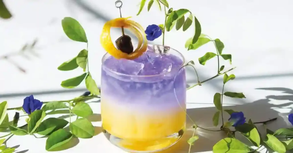 How To Make The Saturn Cocktail Garnish