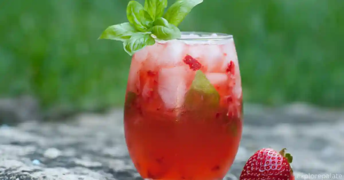 Strawberry Basil Margarita Cocktail Recipe