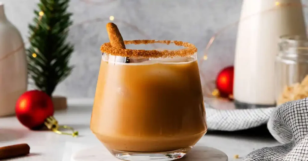 WAYS TO SERVE YOUR PUMPKIN SPICE WHITE RUSSIAN COCKTAIL