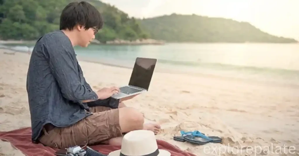 Definition of Part-Time Digital Nomad